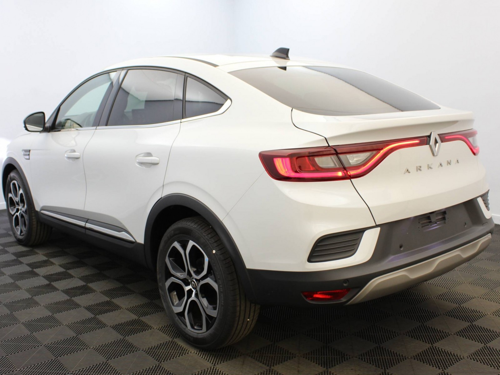 RENAULT - ARKANA - #183810 - 2