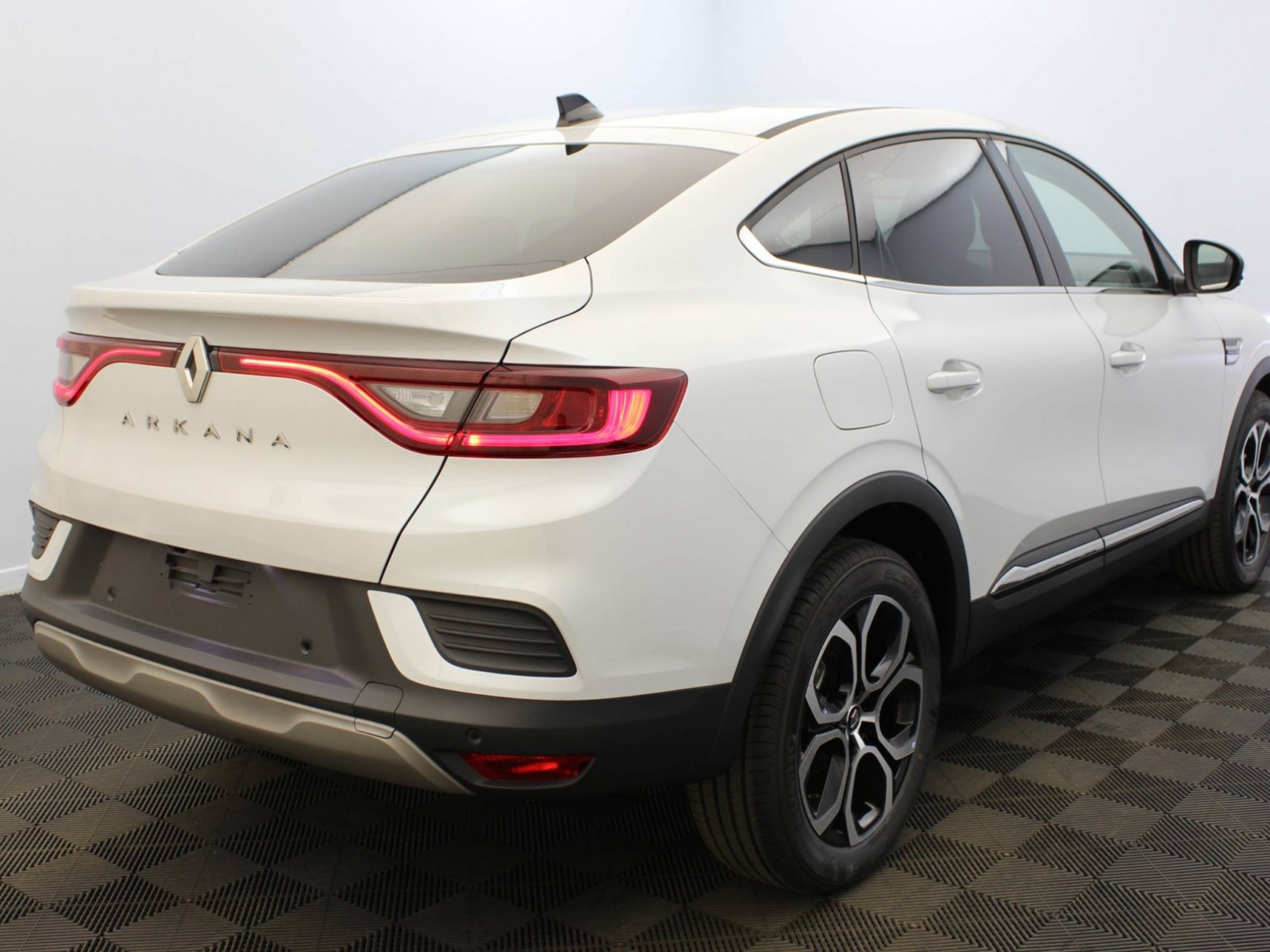 RENAULT - ARKANA - #183810 - 3