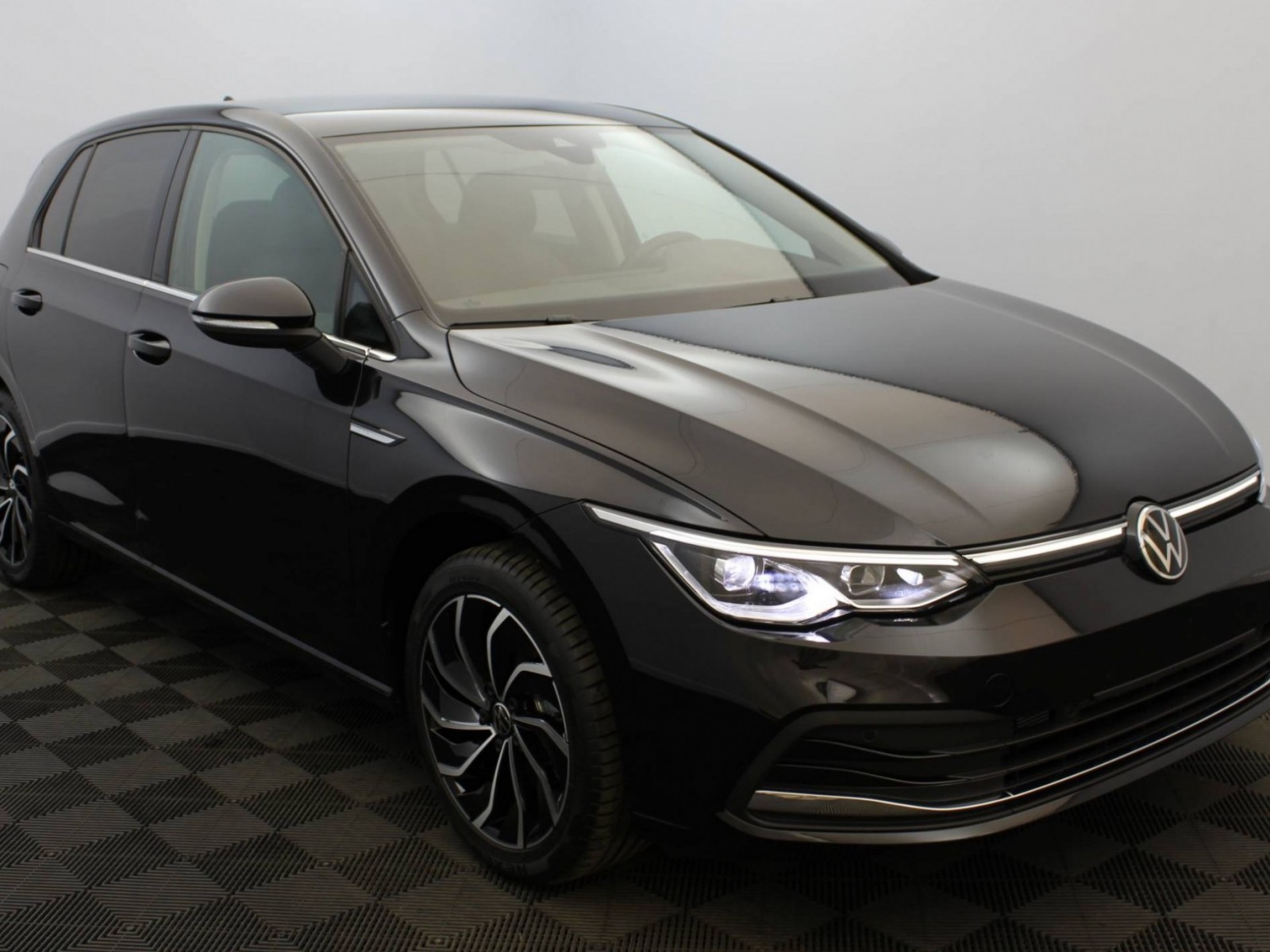 VOLKSWAGEN - GOLF - #174717 - 16