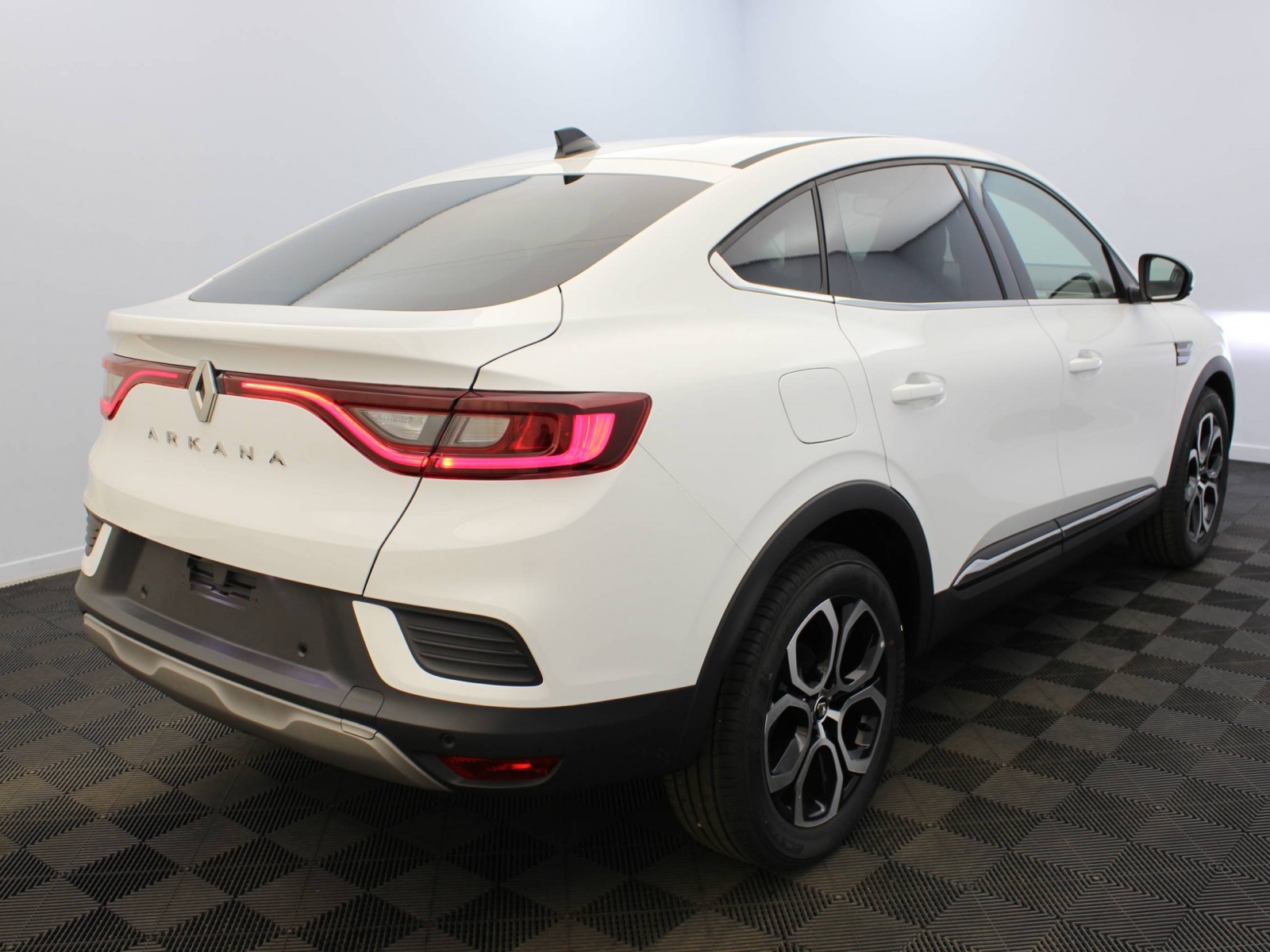 RENAULT - ARKANA - #183360 - 3