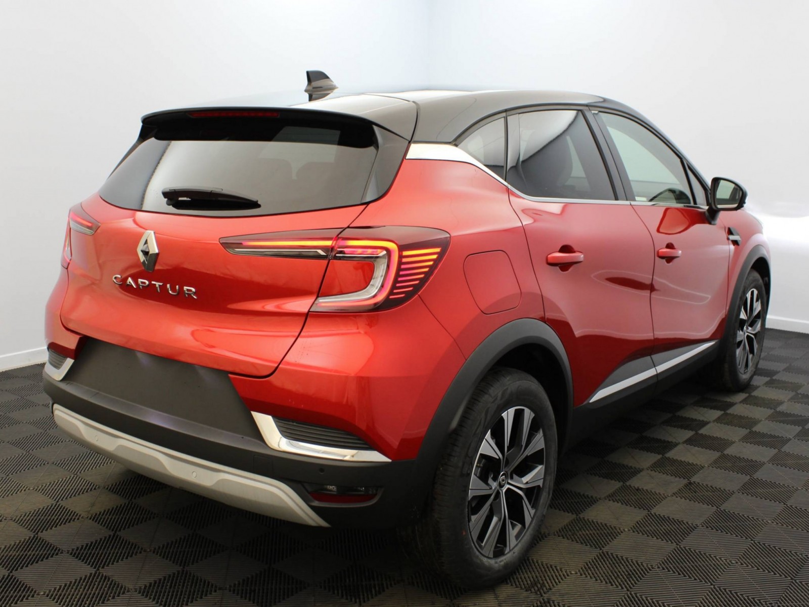 RENAULT - CAPTUR - #184866 - 18