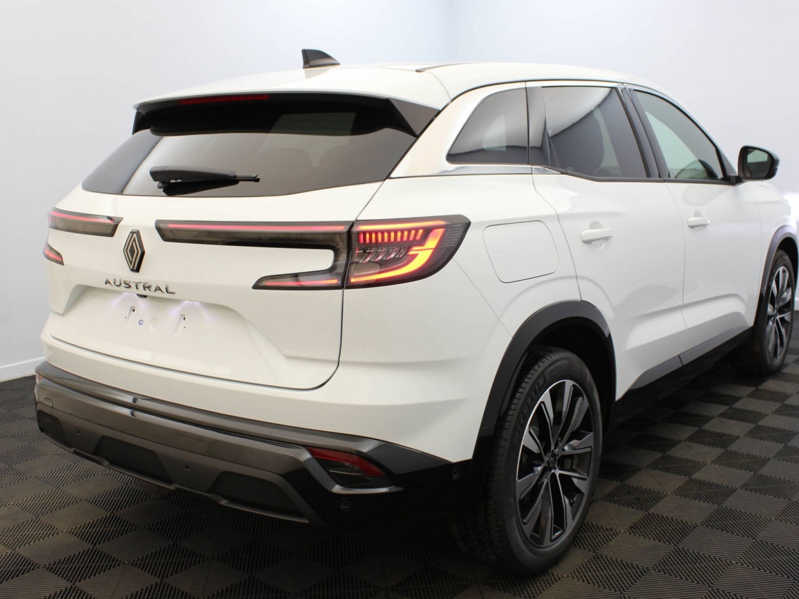RENAULT - AUSTRAL - #184270 - 18