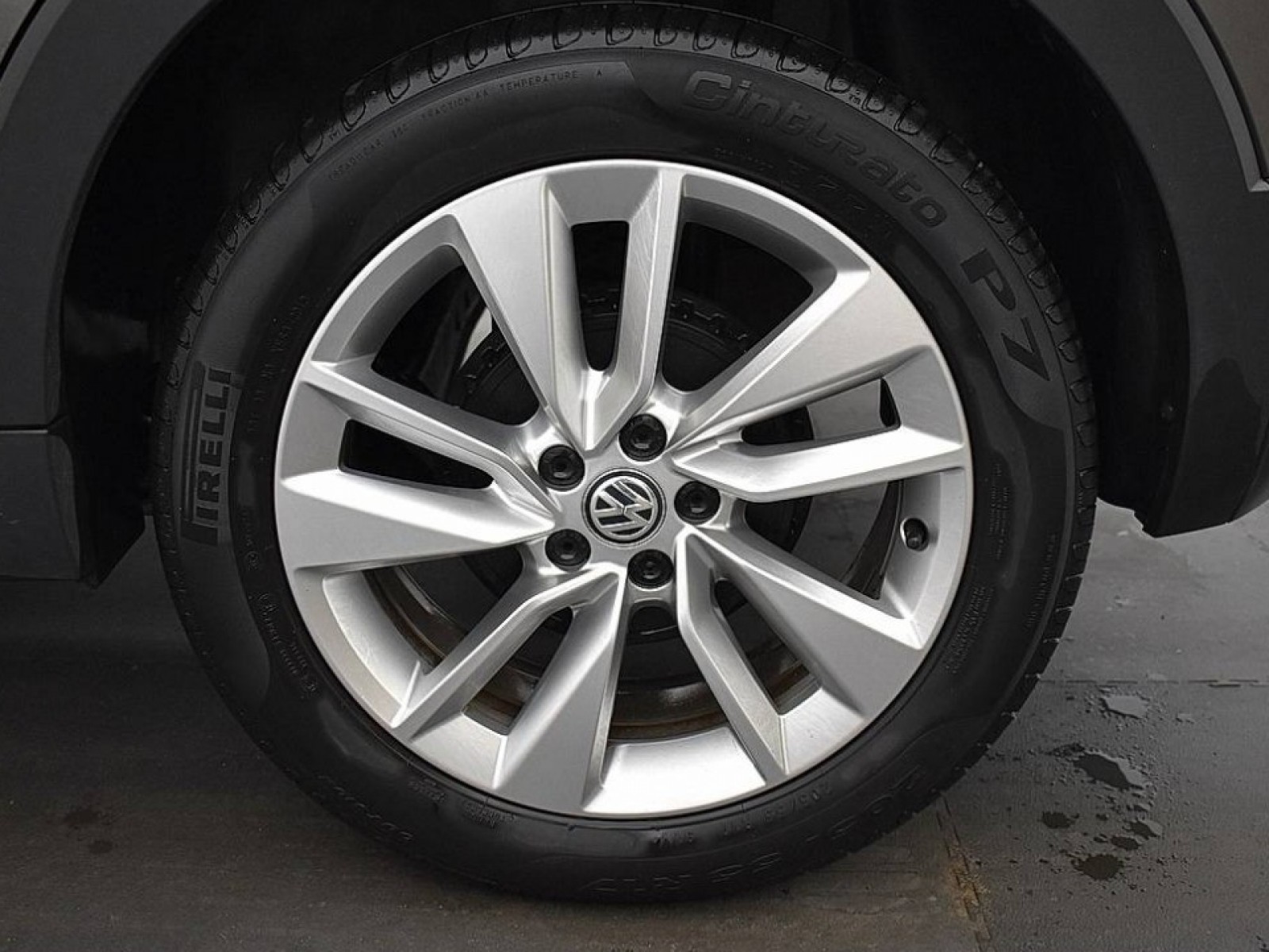 VOLKSWAGEN - T-CROSS - #184993 - 24
