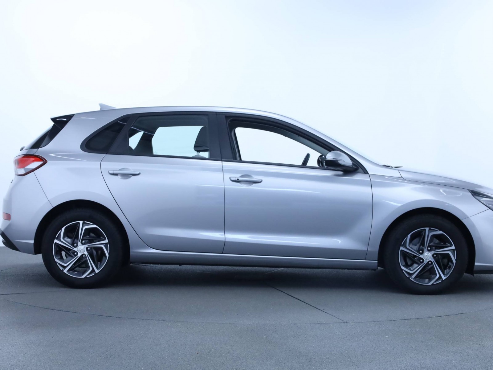 HYUNDAI - i30 - #184995 - 10