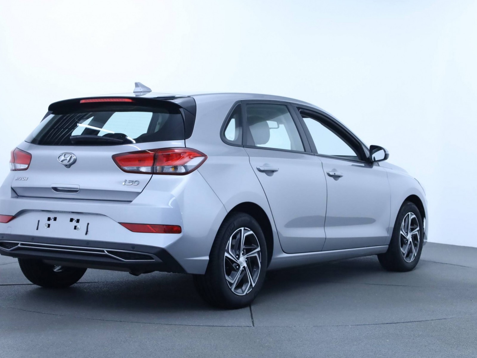 HYUNDAI - i30 - #184995 - 16