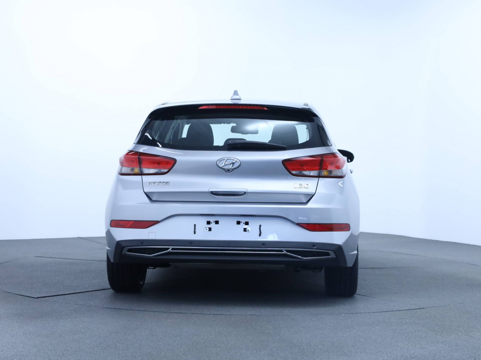 HYUNDAI - i30 - #184995 - 5