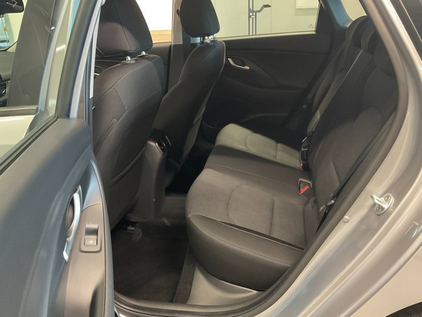 HYUNDAI - i30 - #184995 - 19
