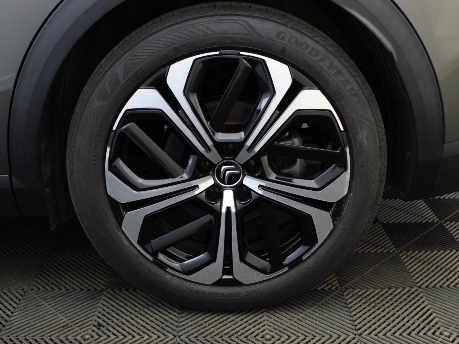 CITROEN - C5 X - #182280 - 22