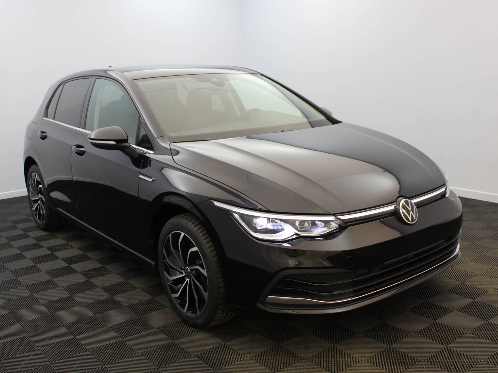 VOLKSWAGEN - GOLF - #174404 - 1