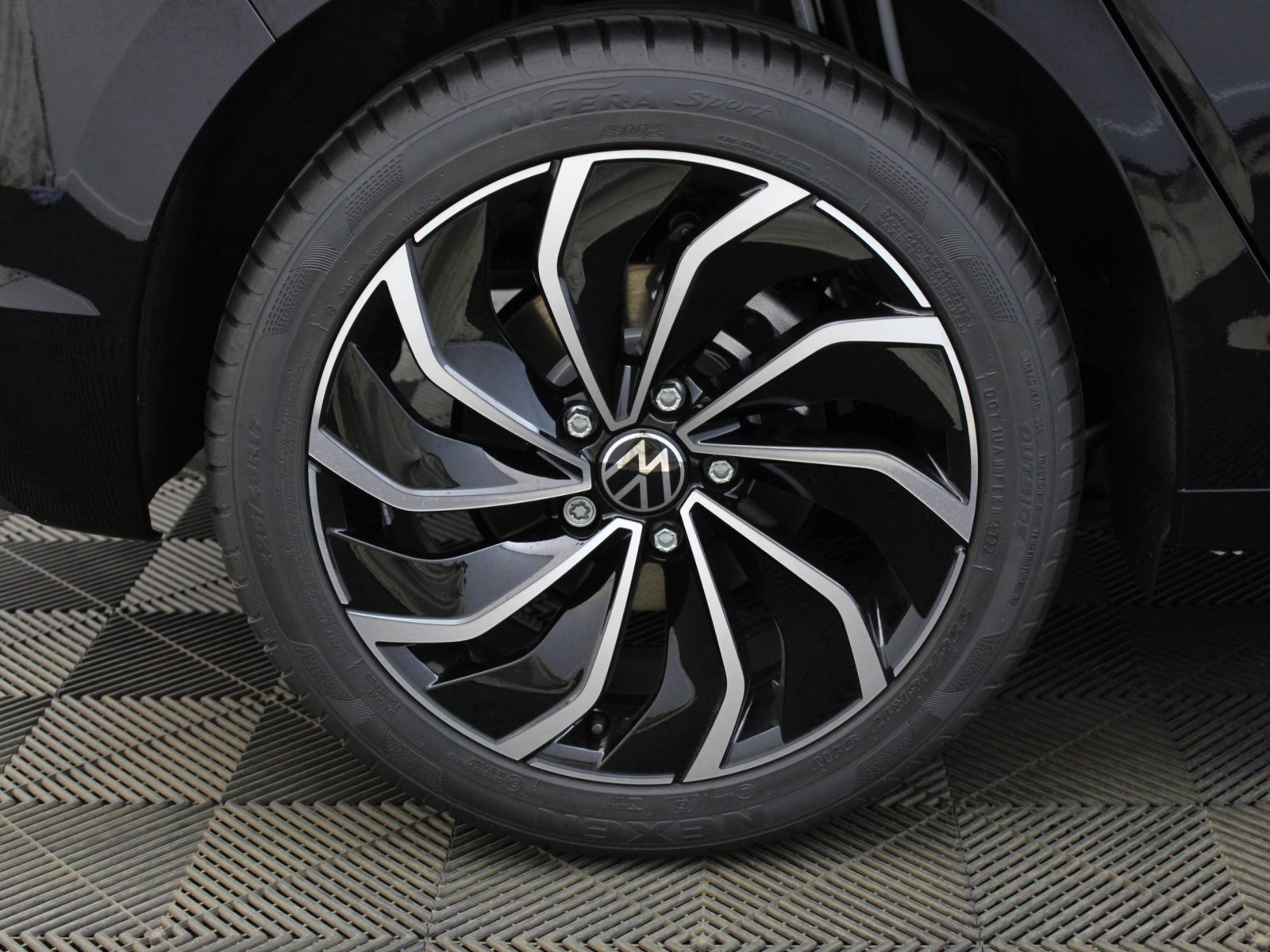 VOLKSWAGEN - GOLF - #174404 - 14