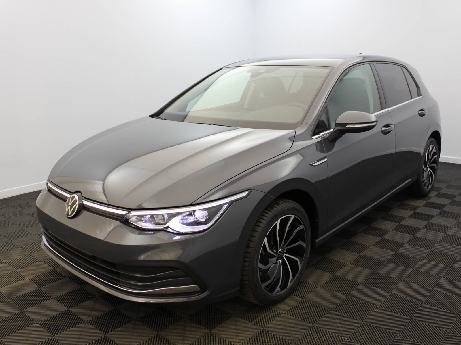 VOLKSWAGEN - GOLF - #174408 - 0