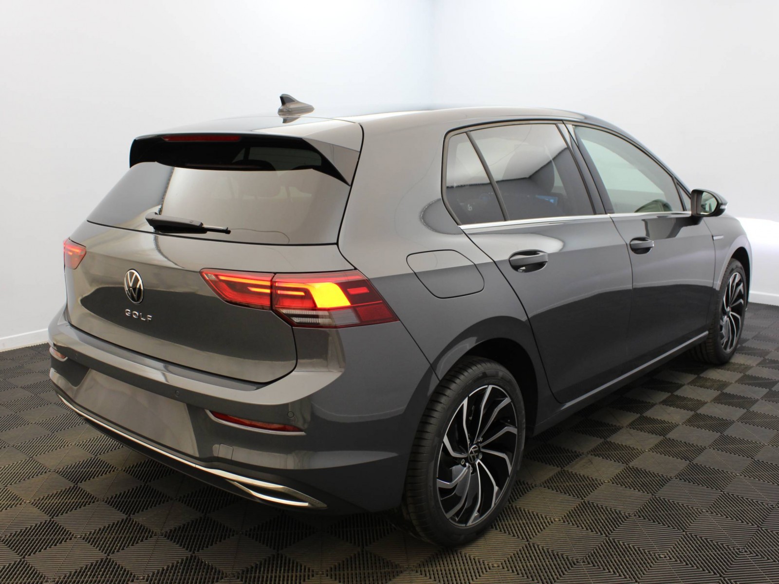 VOLKSWAGEN - GOLF - #174408 - 3