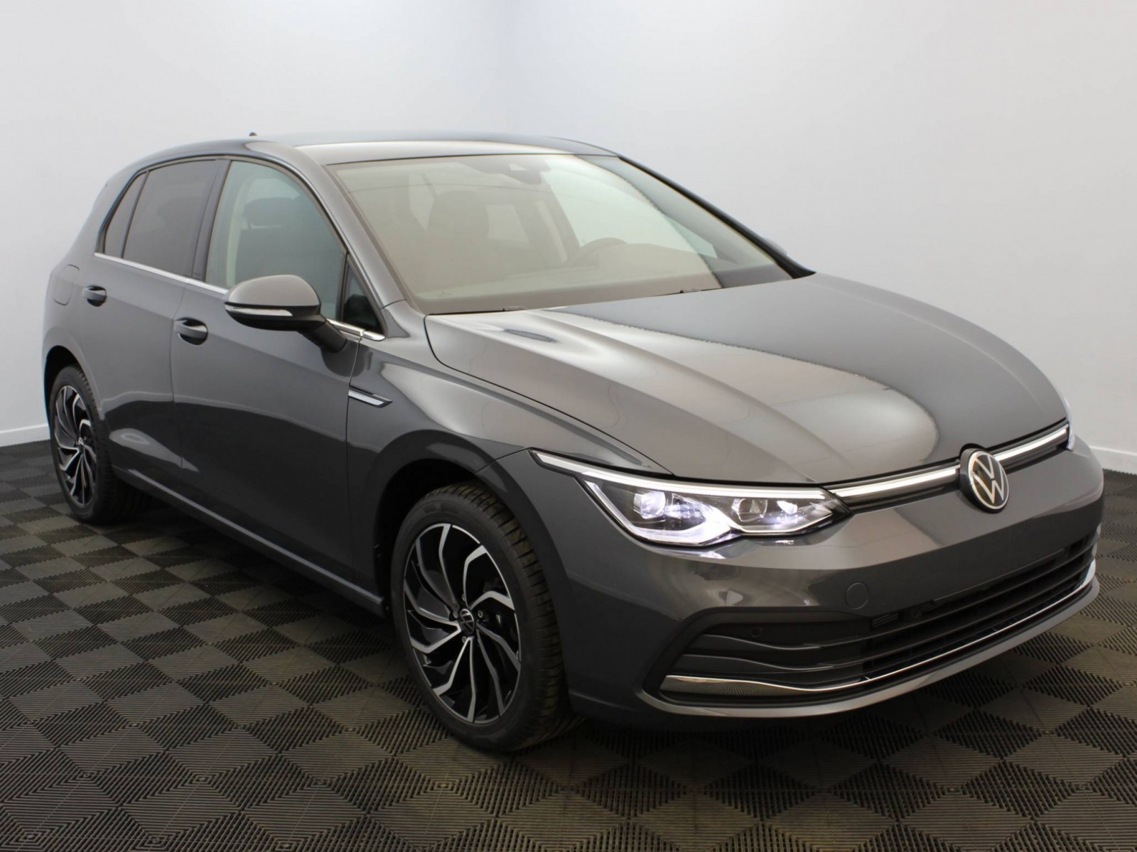 VOLKSWAGEN - GOLF - #174408 - 17