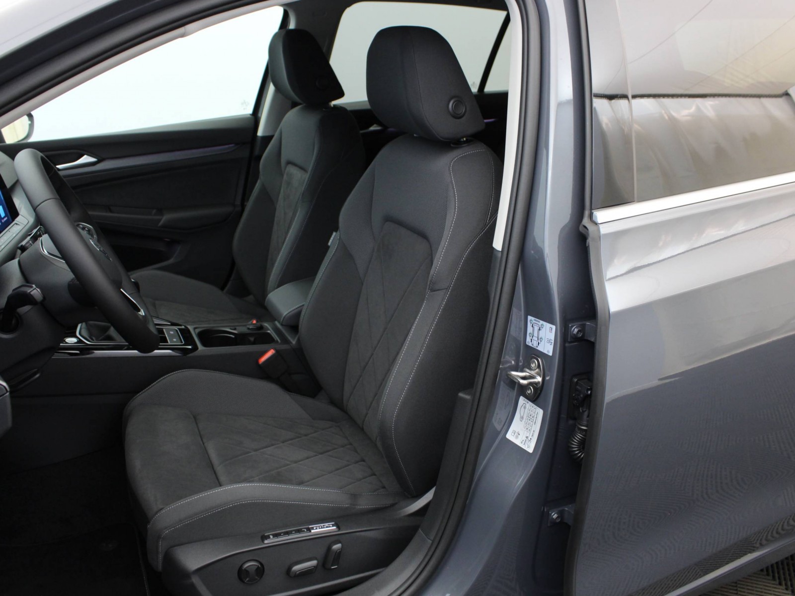 VOLKSWAGEN - GOLF - #174408 - 7
