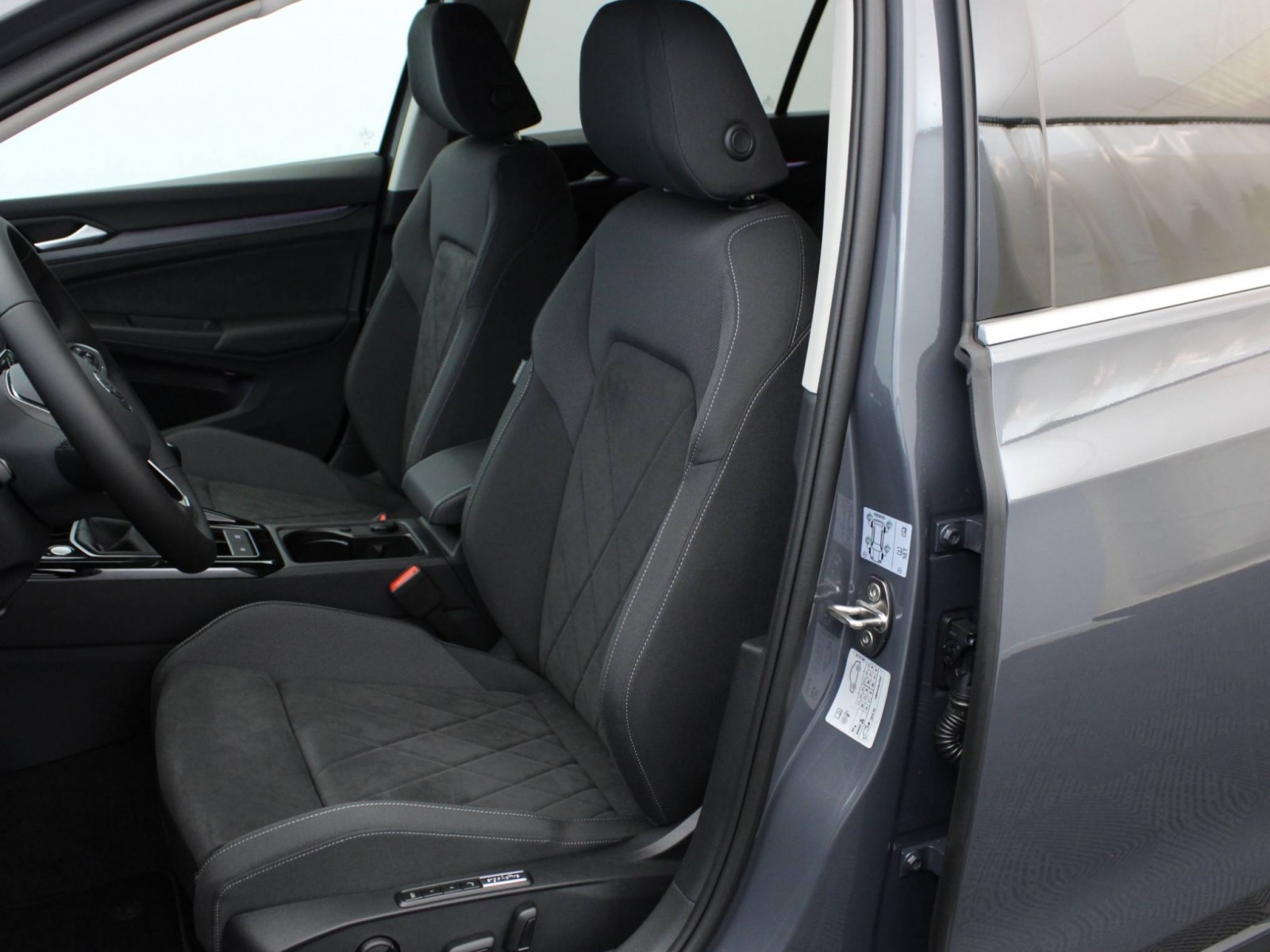 VOLKSWAGEN - GOLF - #174408 - 23