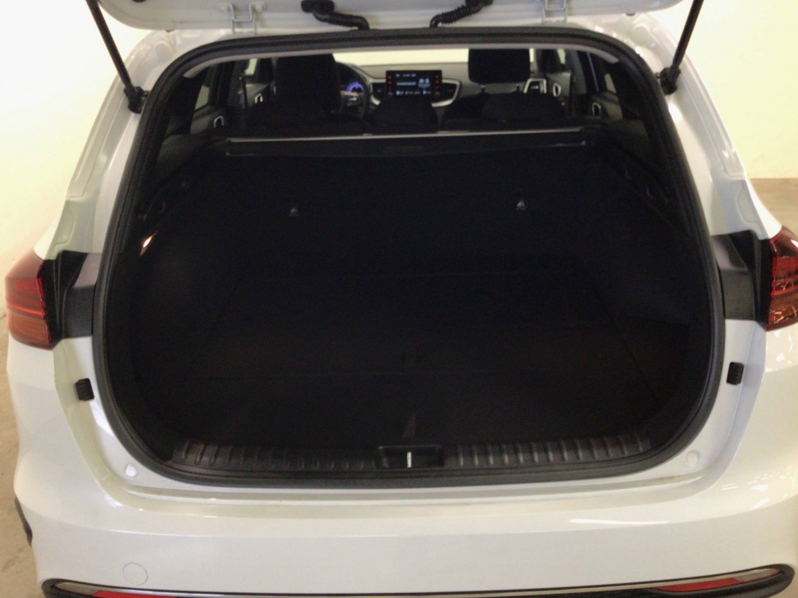 KIA - CEED SW - #181664 - 28