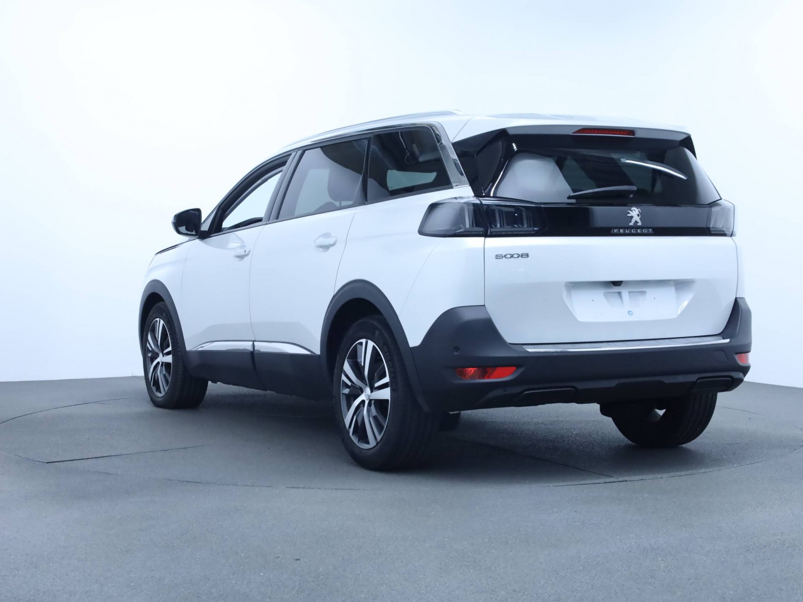 PEUGEOT - 5008 - #185022 - 2
