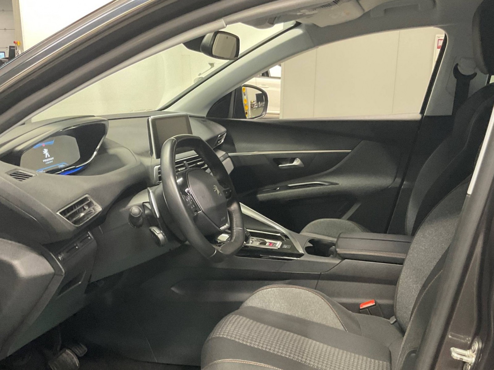 PEUGEOT - 5008 - #185039 - 21