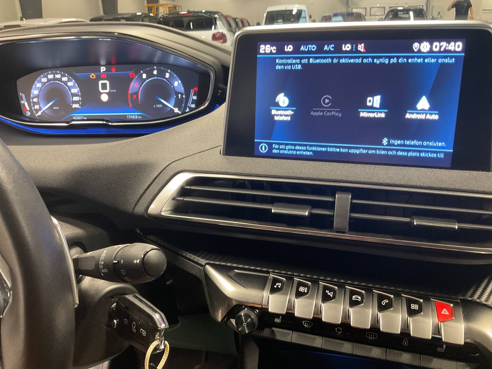 PEUGEOT - 5008 - #185039 - 8