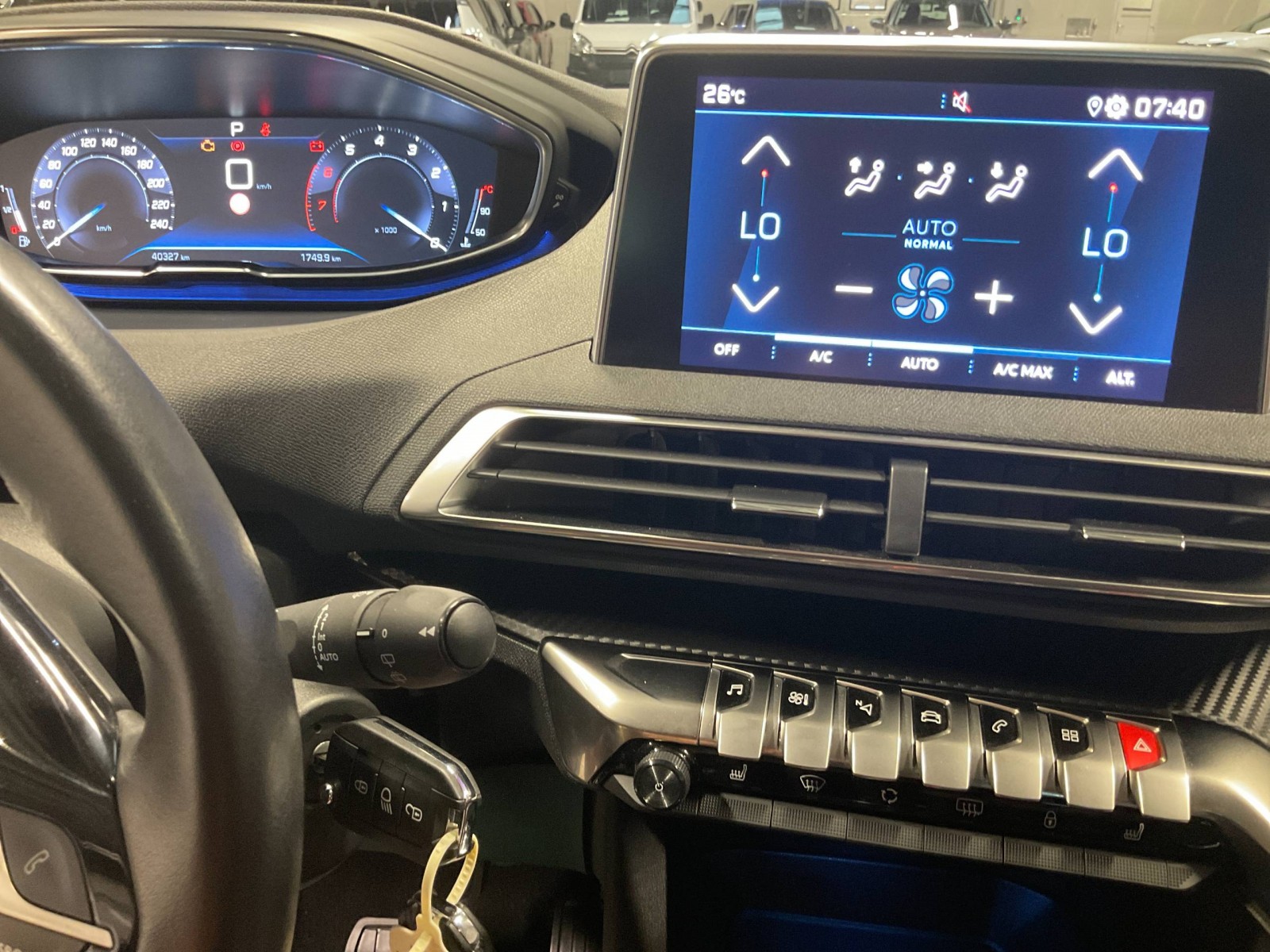 PEUGEOT - 5008 - #185039 - 13