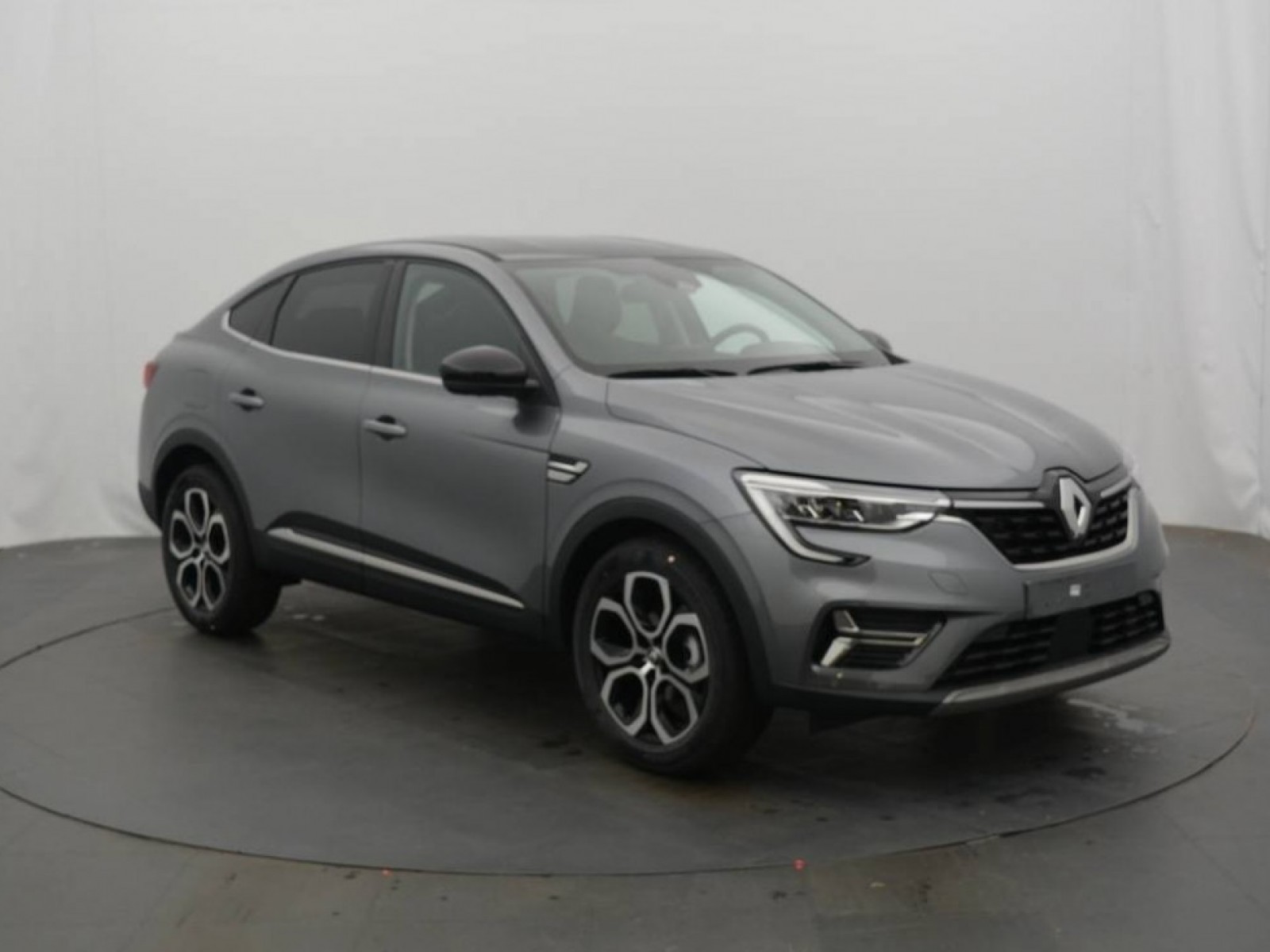 RENAULT - ARKANA - #185084 - 16