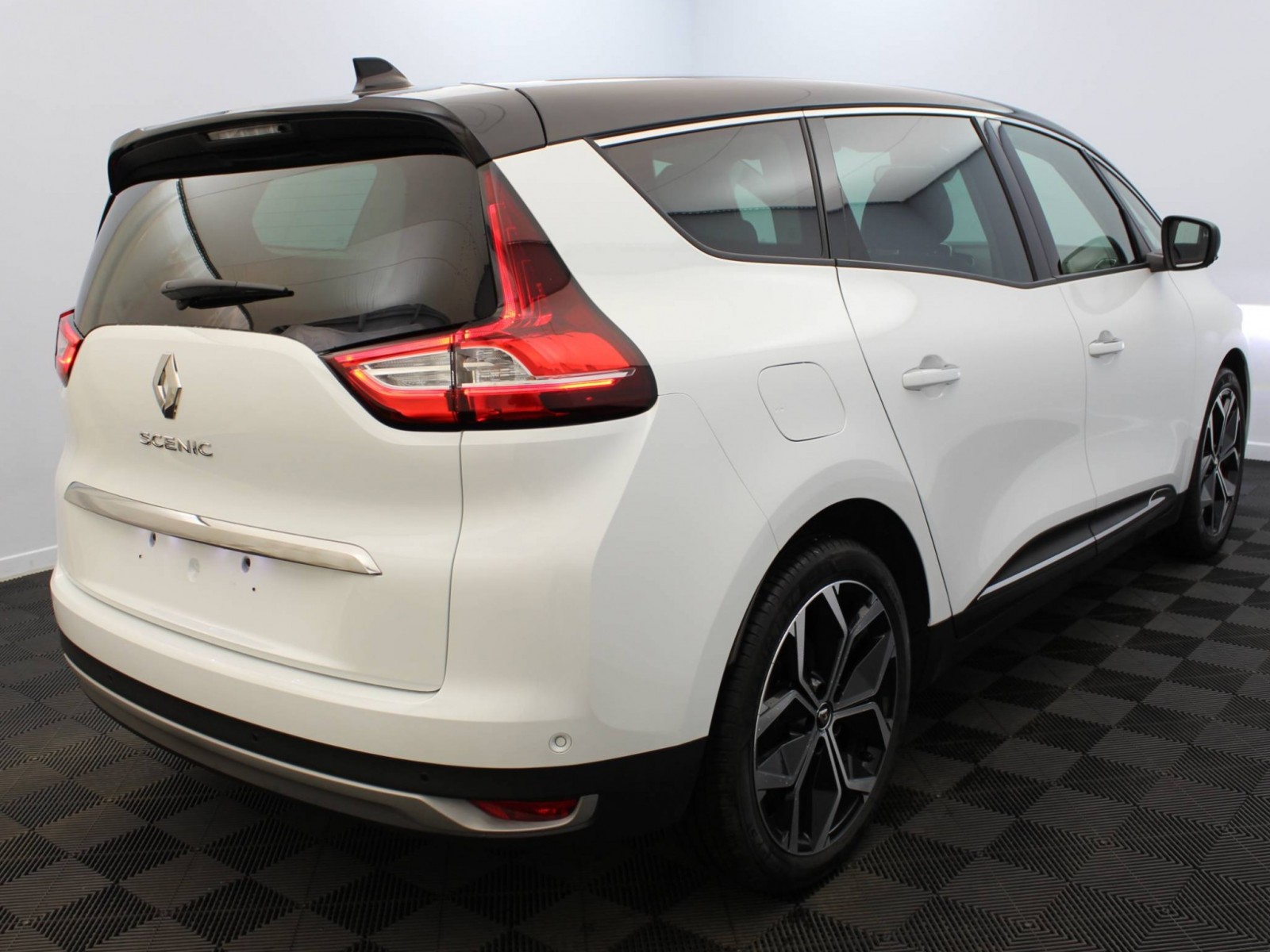 RENAULT - GRAND SCENIC IV - #185093 - 3