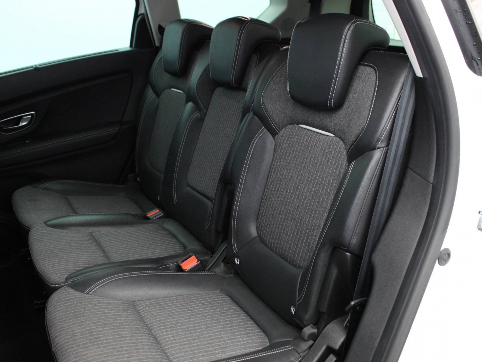 RENAULT - GRAND SCENIC IV - #185093 - 8