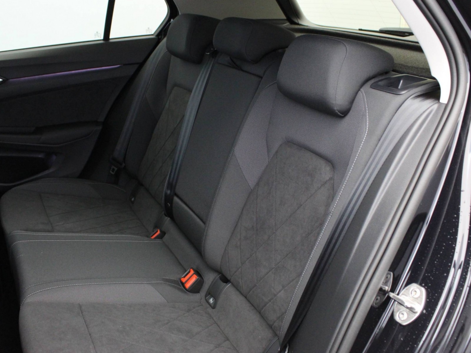 VOLKSWAGEN - GOLF - #174407 - 24