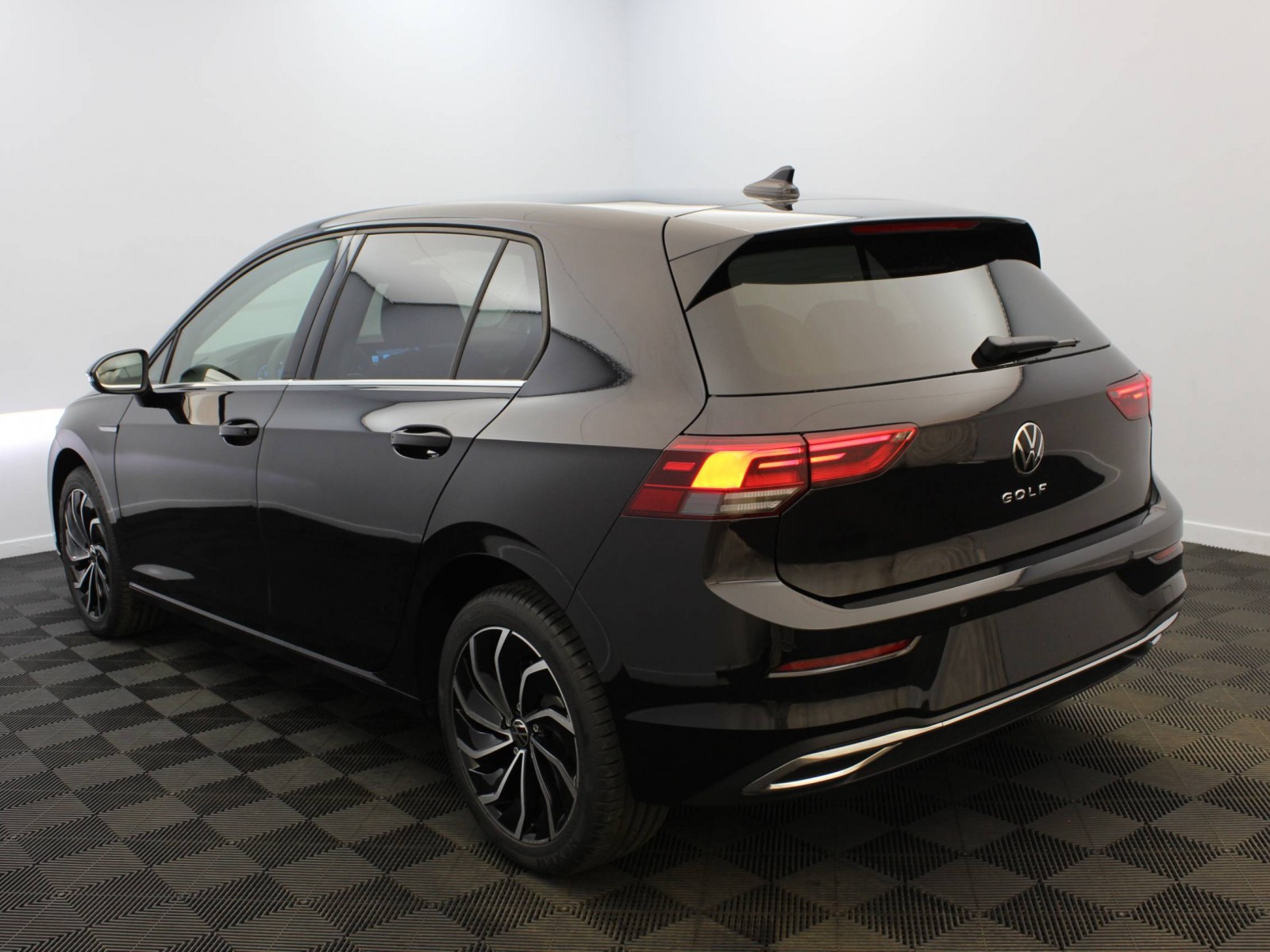 VOLKSWAGEN - GOLF - #174407 - 2