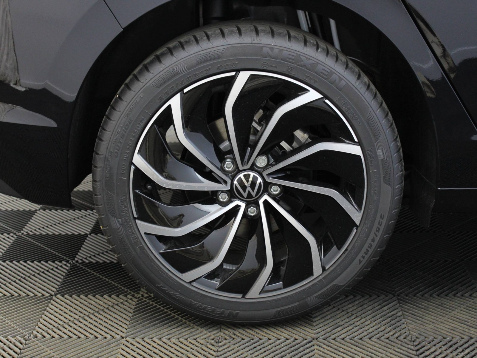 VOLKSWAGEN - GOLF - #174407 - 6