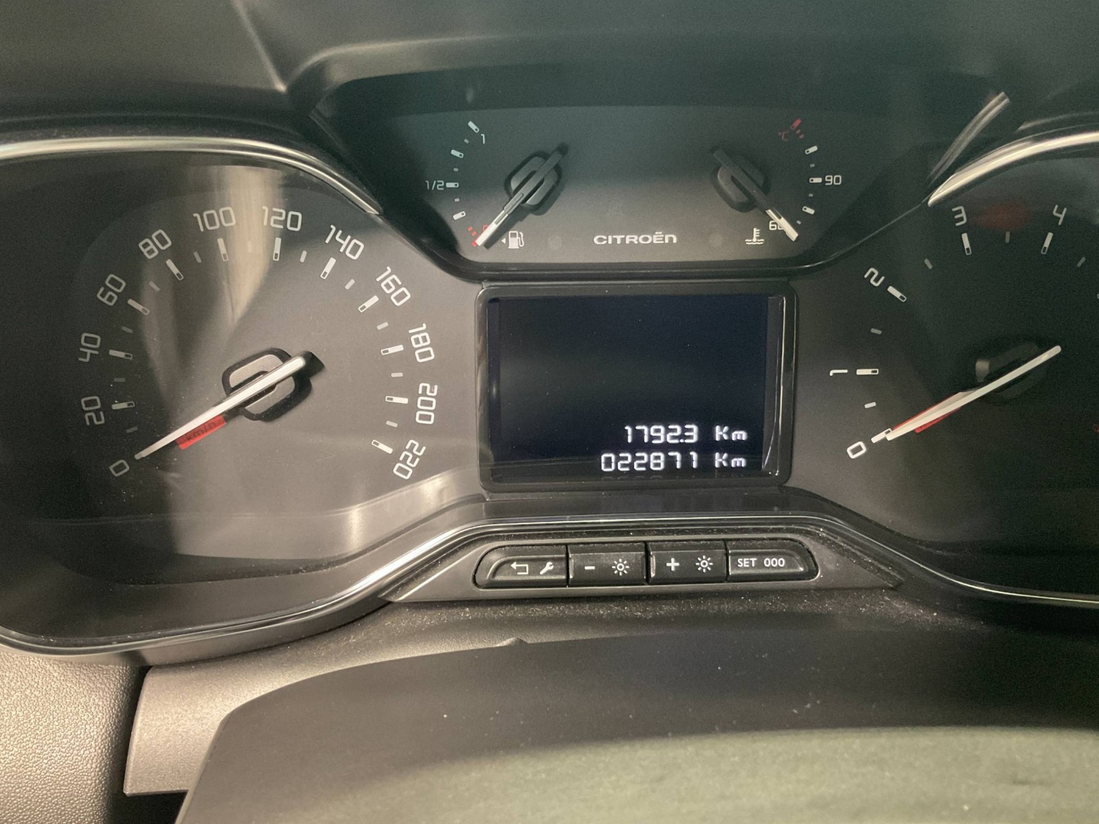 CITROEN - C3 AIRCROSS - #185204 - 23