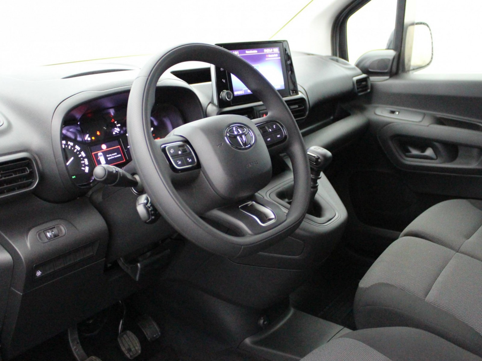 TOYOTA - PROACE CITY FOURGON RC23 - #183829 - 25