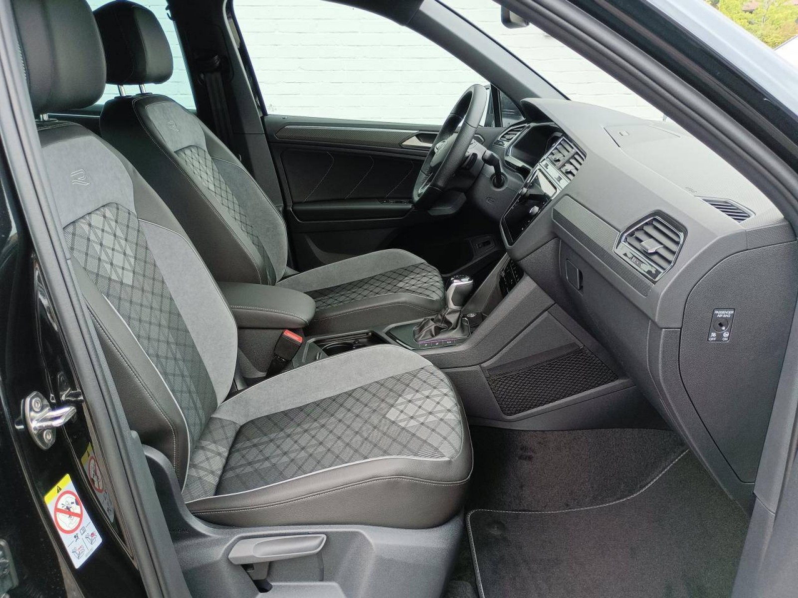 VOLKSWAGEN - TIGUAN - #183130 - 7