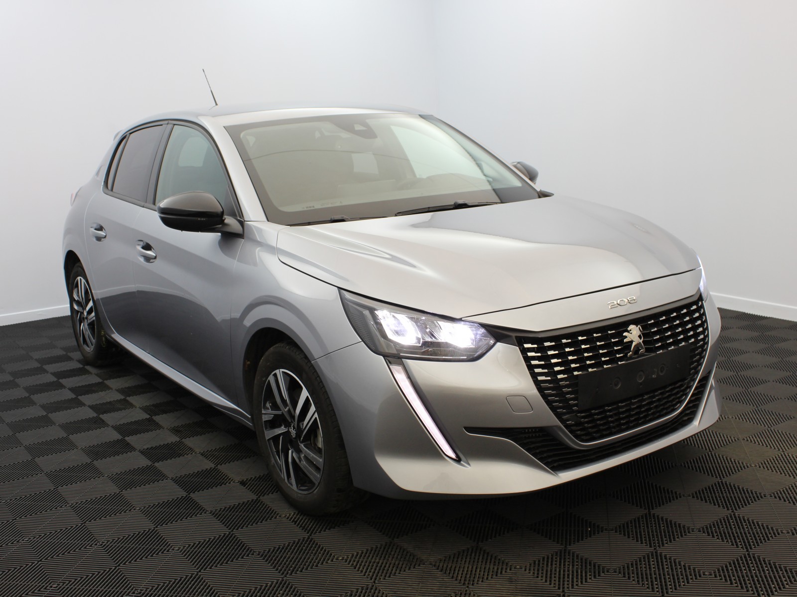PEUGEOT - 208 - #185034 - 1