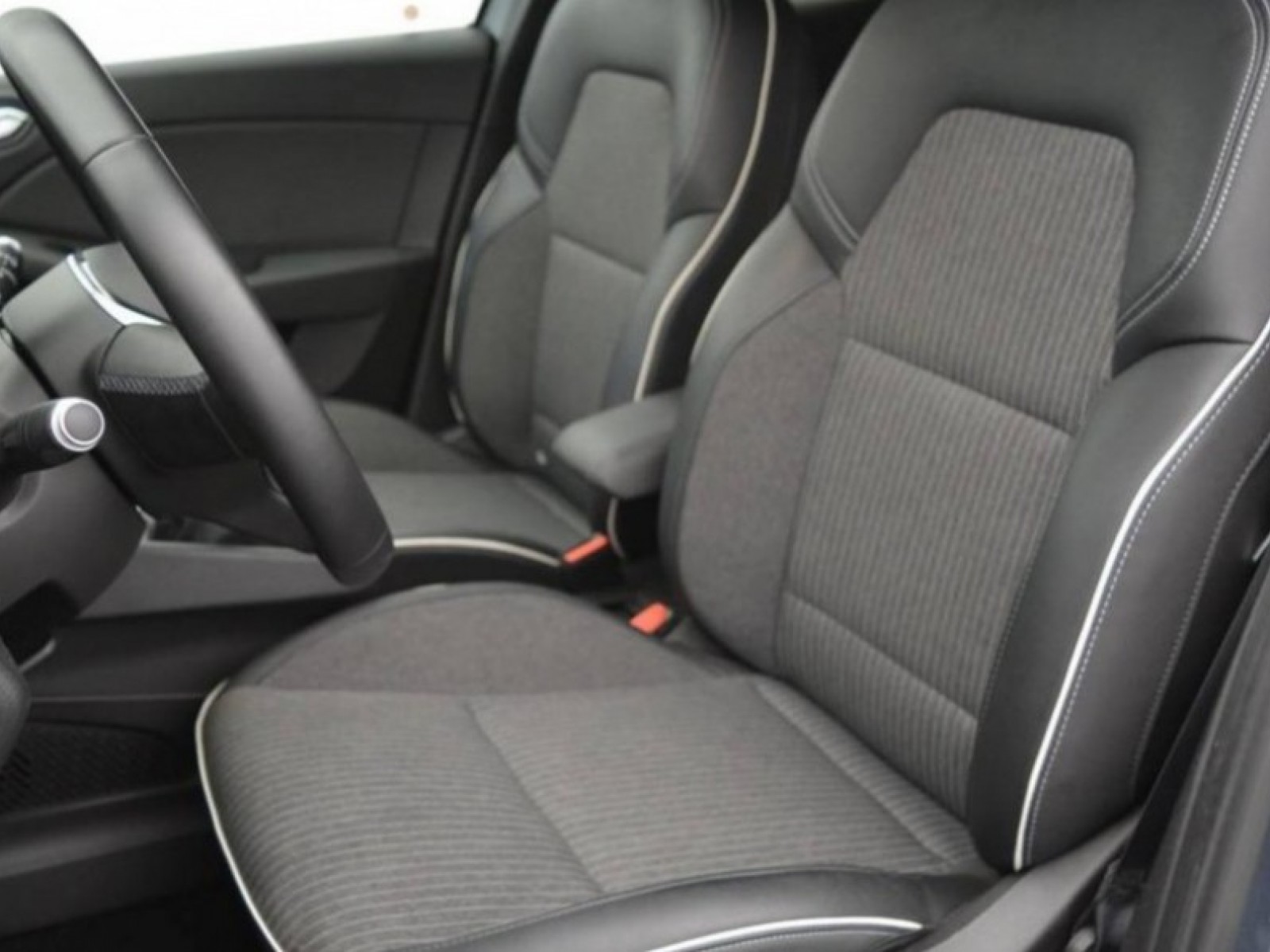 RENAULT - CLIO V - #183522 - 27