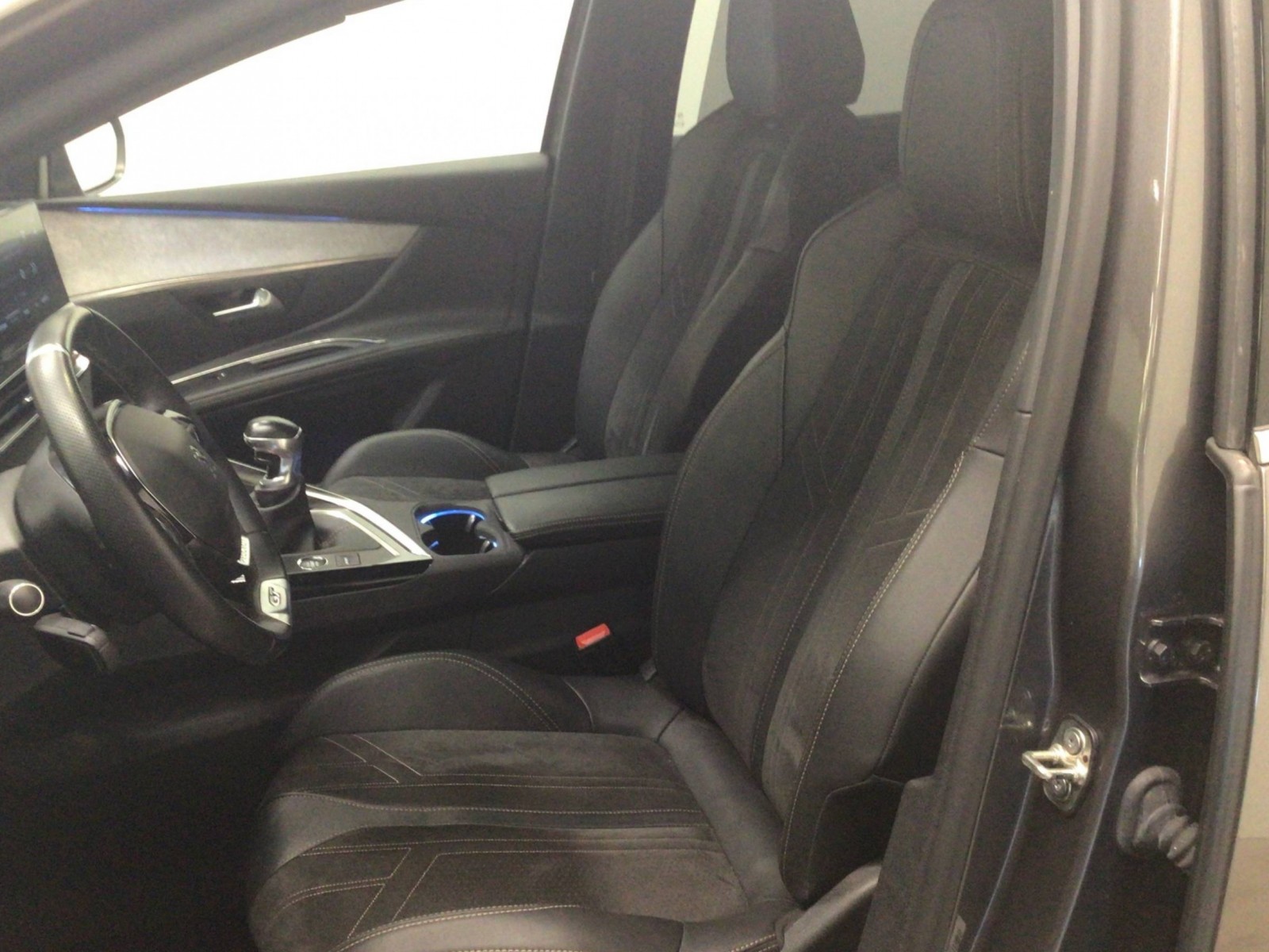 PEUGEOT - 5008 - #181314 - 22