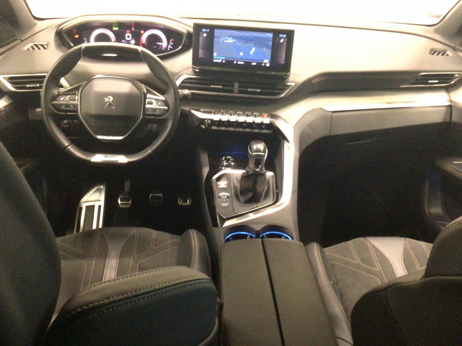 PEUGEOT - 5008 - #181314 - 24