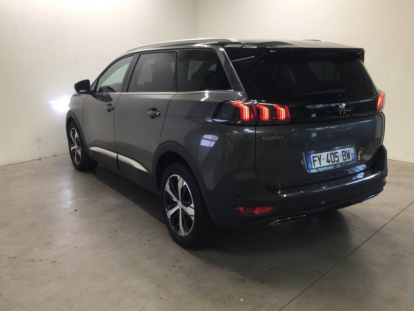 PEUGEOT - 5008 - #181314 - 17