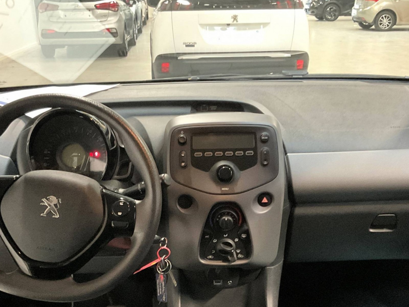 PEUGEOT - 108 - #185287 - 24