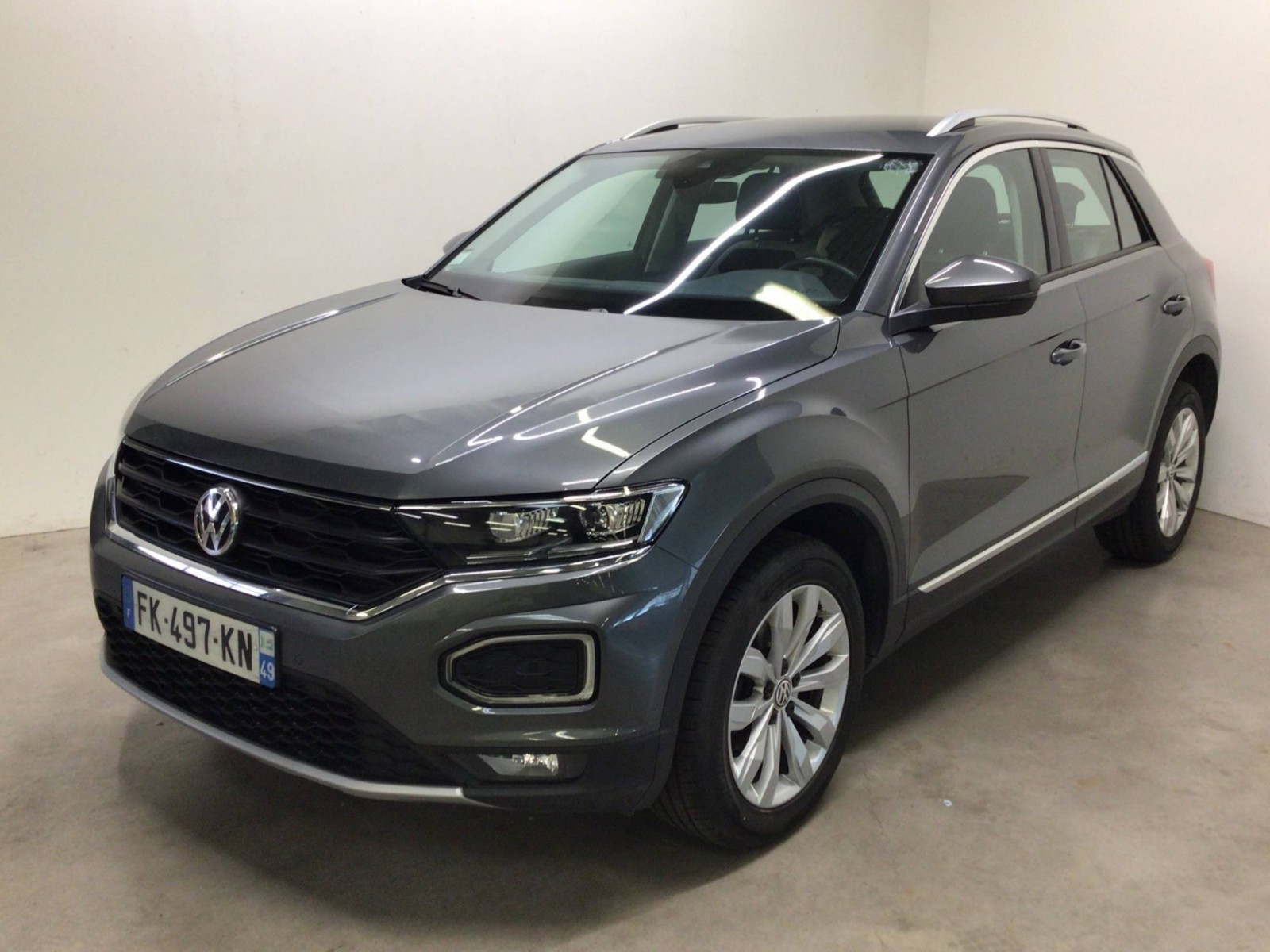 VOLKSWAGEN - T-ROC - #182047 - 16