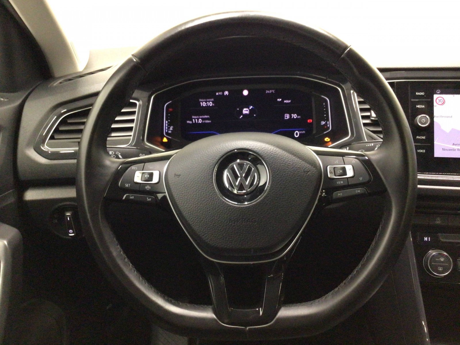 VOLKSWAGEN - T-ROC - #182047 - 10
