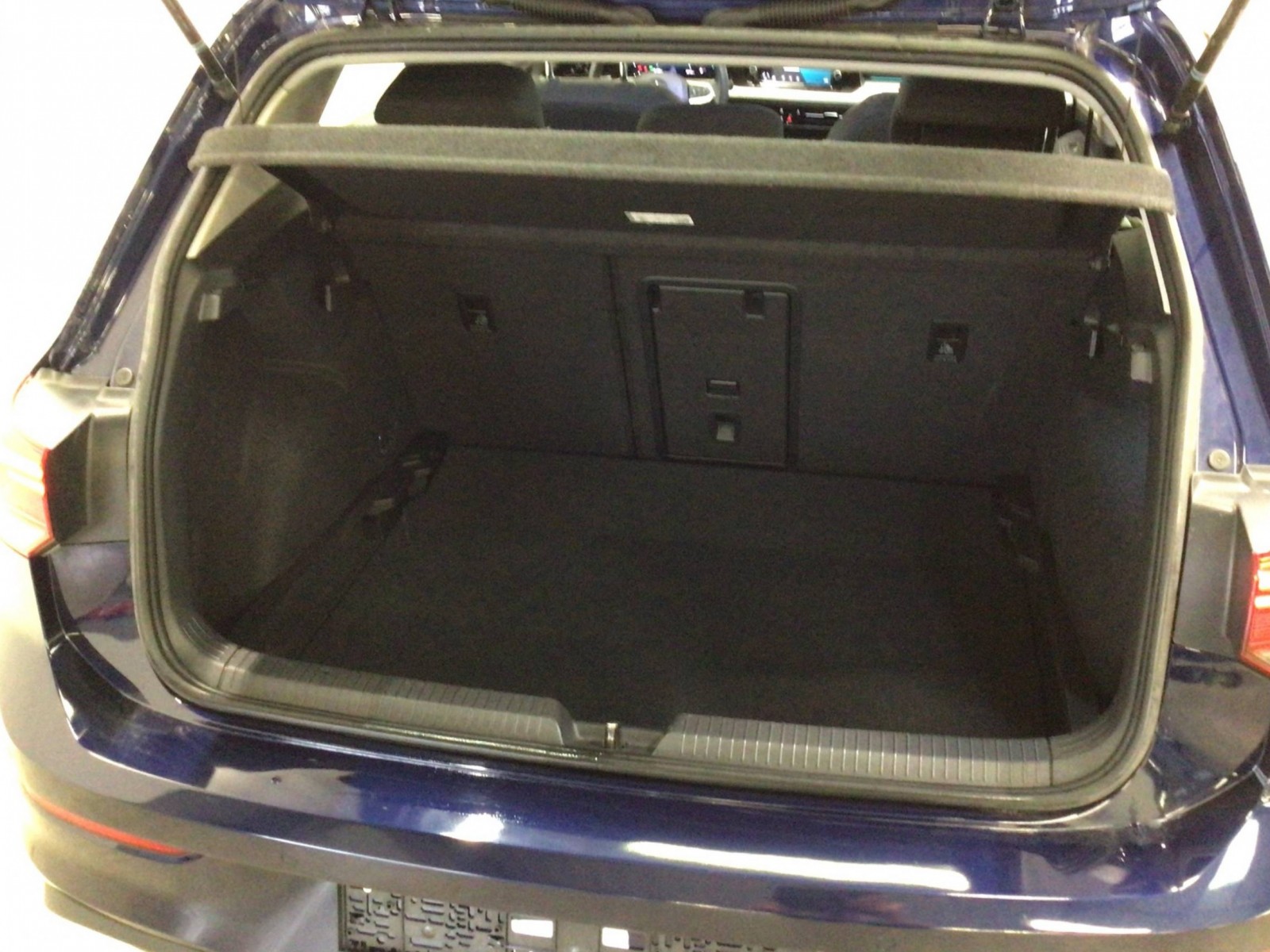 VOLKSWAGEN - GOLF - #183507 - 12