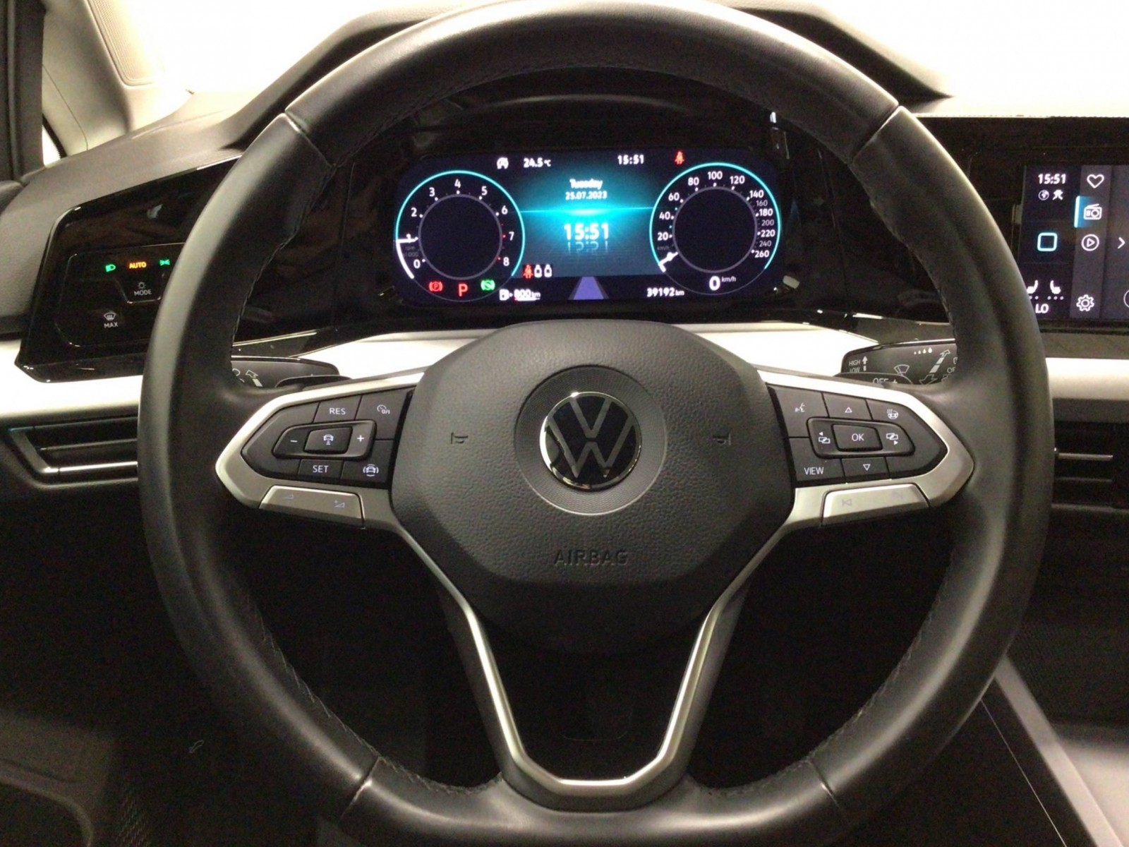 VOLKSWAGEN - GOLF - #183509 - 10