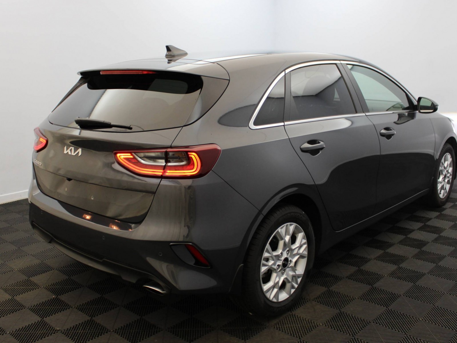 KIA - CEED - #185187 - 3