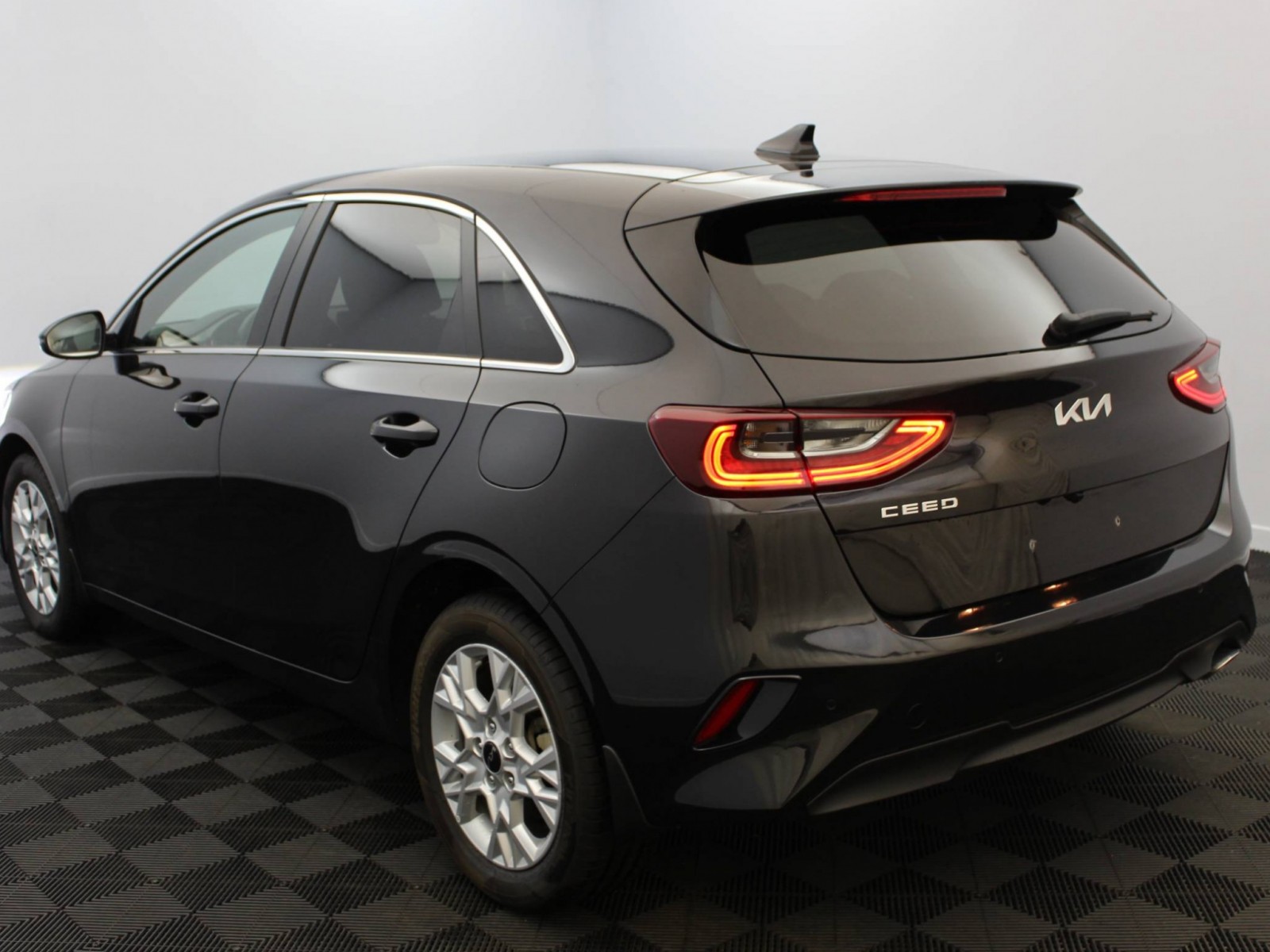 KIA - CEED - #185088 - 2
