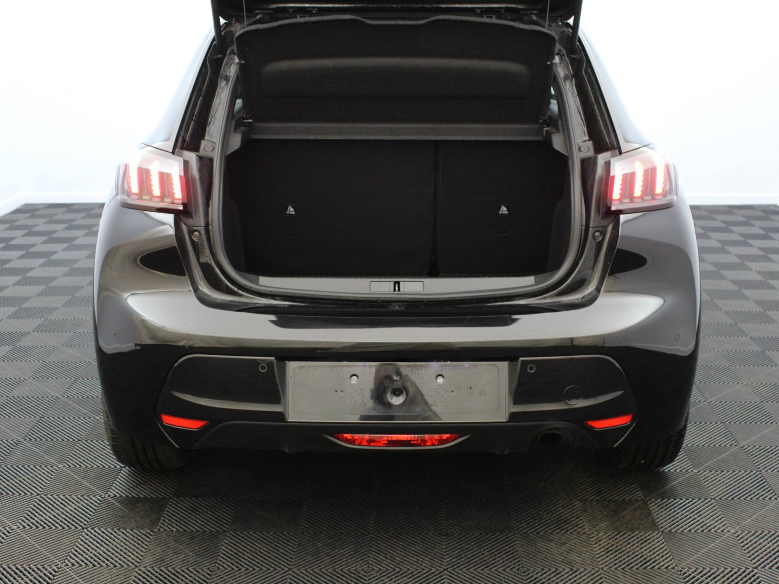PEUGEOT - 208 - #185033 - 9