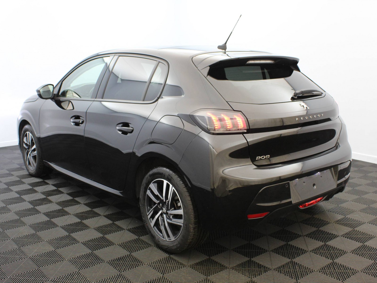 PEUGEOT - 208 - #185032 - 2