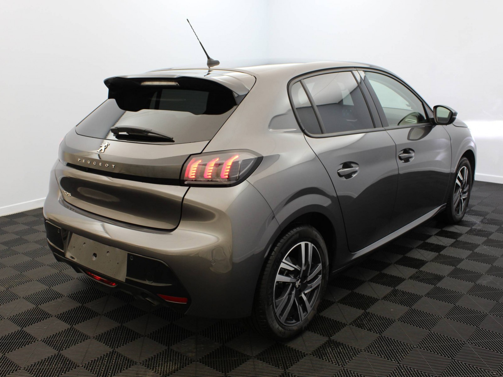 PEUGEOT - 208 - #185030 - 3