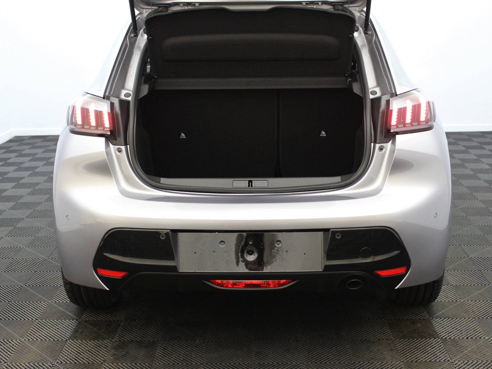 PEUGEOT - 208 - #185031 - 9