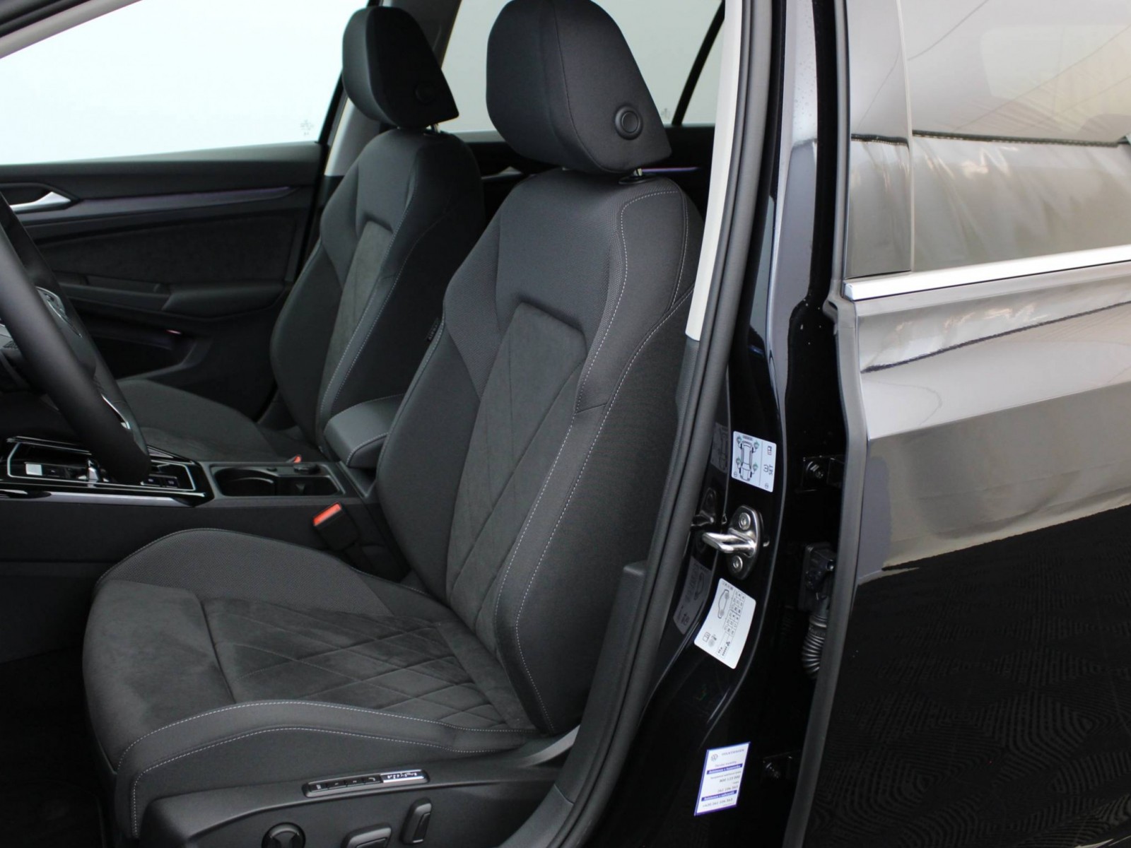 VOLKSWAGEN - GOLF - #185486 - 7
